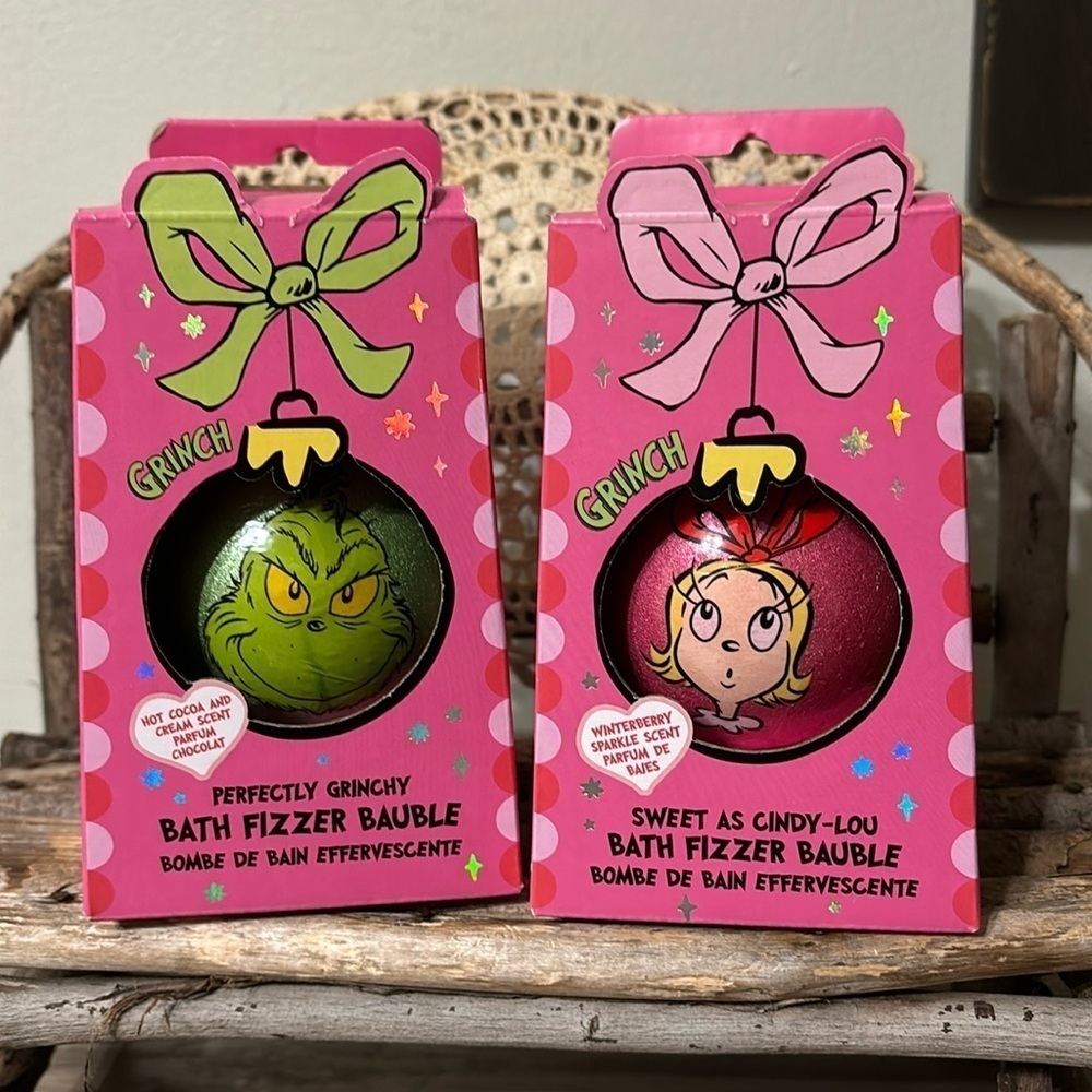 NIB  DR SEUSS THE GRINCH & CINDY LOU WHO CHRISTMAS BATH FIZZERS